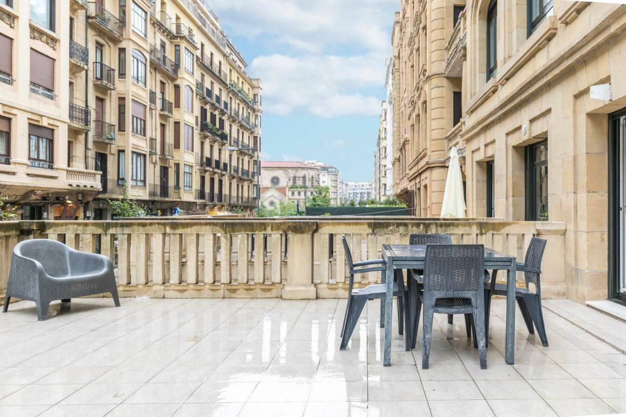 Zurriola Suites By Forever Rentals San Sebastián Exterior photo